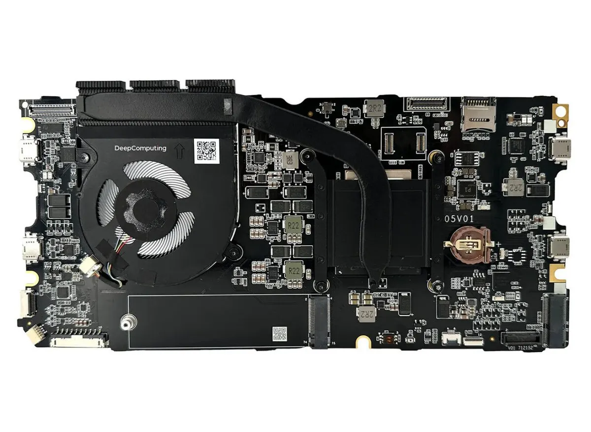 DeepComputing DC-ROMA RISC-V mainboard module for the Framework Laptop 13