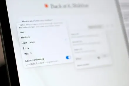 The interface displays five manual effort control levels for Claude Opus 4.8 users.