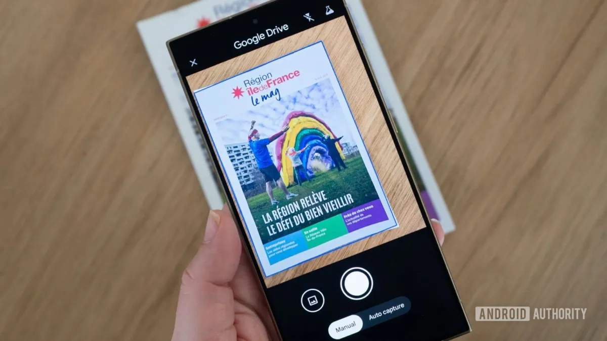 The Google Drive scanner interface displays batch capture and on-device AI processing features.