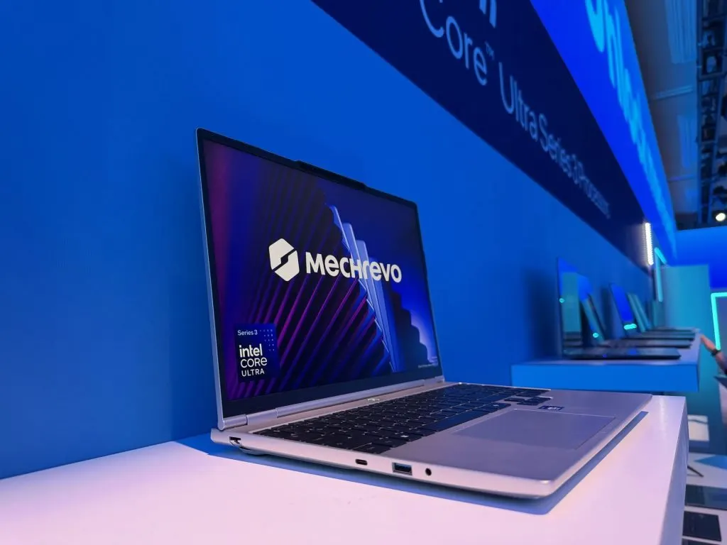MECHREVO Yaoshi 15 Air and Yaoshi 16 Air gaming laptops featuring Intel Panther Lake processors at CES 2026.