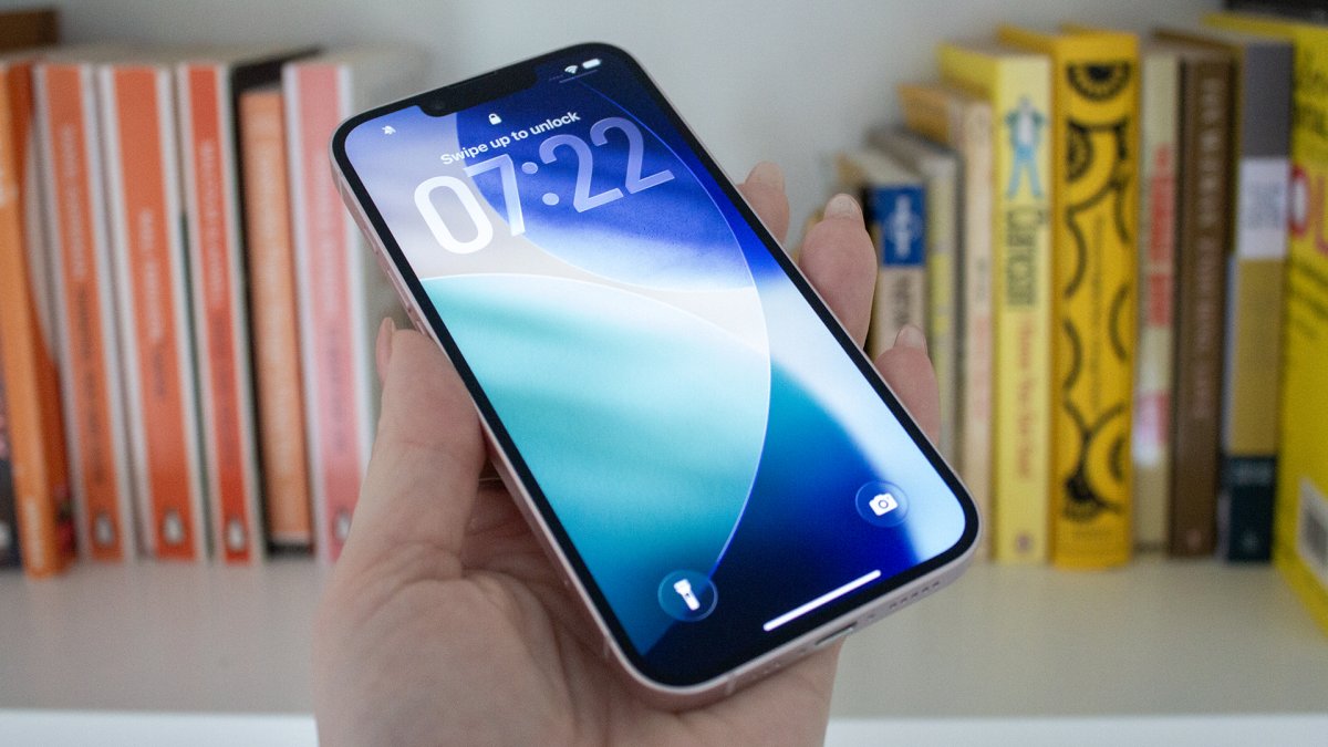 Apple’s customer satisfaction drops from top slot for the first time since the iPhone 11