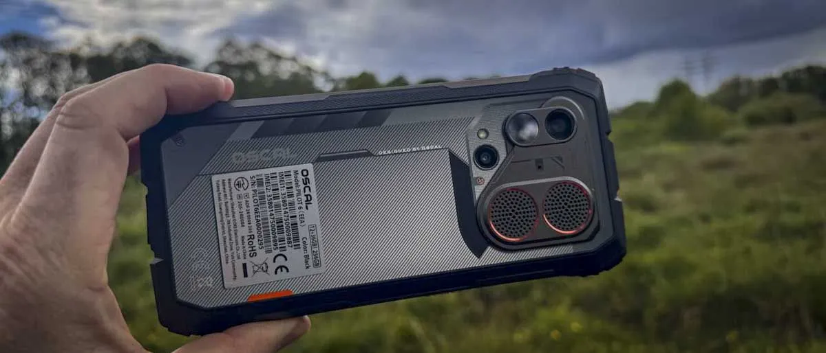 The Oscal Pilot 6 rugged smartphone features a Samsung camera, thermal sensor, and reinforced protective housing.