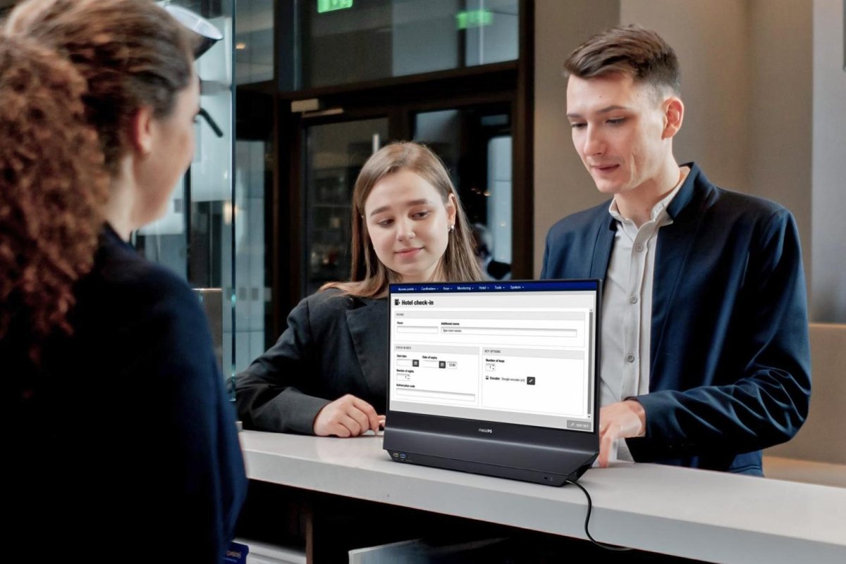 Philips’ new display has a screen on both sides