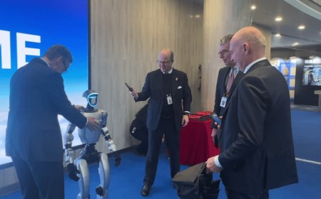 German chancellor visits Unitree Robotics in Hangzhou to explore tech collaboration