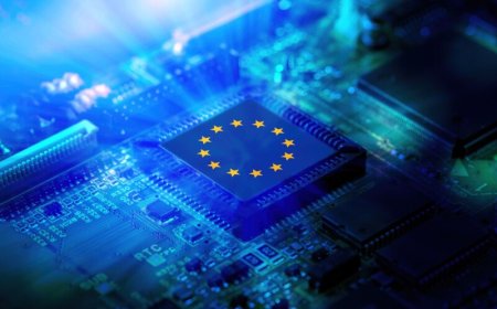A developer writes code for an open source project supporting European digital sovereignty.