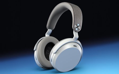 Sennheiser Momentum 5 Wireless headphones with user-replaceable battery and quadrupled microphone array.