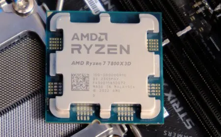 A close-up view displays the AMD Ryzen 7 7800X3D processor with its integrated heat spreader clearly visible.
