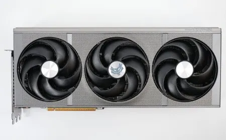 AMD Radeon graphics card cooling fans and Zero RPM thermal threshold configuration interface.