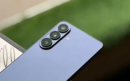 The Samsung Galaxy S27 Pro features a new 3.5x zoom camera module that replaces the previous 3x telephoto lens.