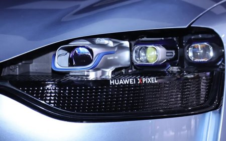 Huawei XPixel Headlights Project Full Color Images Onto Roads