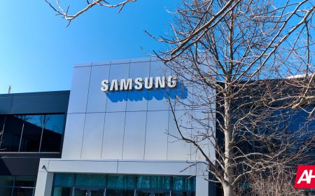 Samsung Unveils First 900 Layer Storage Chip Prototype