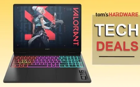The HP Omen Max gaming laptop features an RTX 5080 GPU, 32GB DDR5 RAM, and an Intel 275HX CPU.