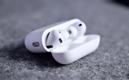 The Apple Card promotion offers free AirPods Pro 3 to new customers as Chase takes over the program from Goldman Sachs.