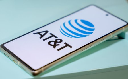 AT&T Launches New Short-Term eSIM Plans for North American Travelers