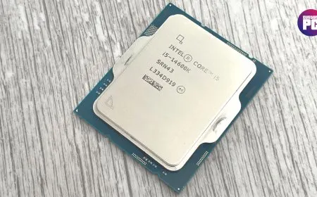 The Intel Core i5-14600K desktop processor is displayed on a white background.