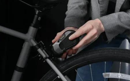Kamingo electric motor kit mounted on a traditional bicycle frame for sustainable urban commuting.