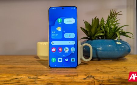 Samsung Galaxy S25 Series May 2026 Software Update Rolling Out: What's New?