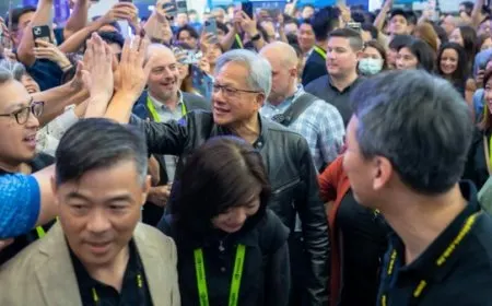 Attendees discuss scalable AI infrastructure and agentic frameworks at NVIDIA GTC Taipei during COMPUTEX 2026.