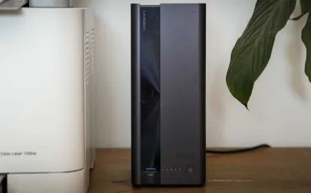 The compact LincStation E1 NAS device features dual drive bays and built-in dual-band Wi-Fi.