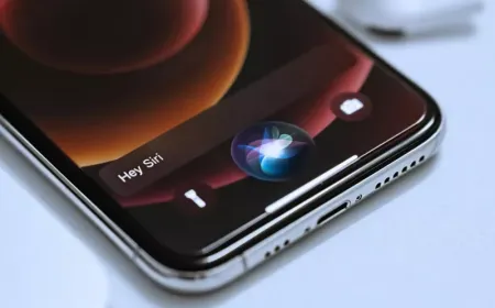 A smartphone processes artificial intelligence locally while internal chip architecture highlights strict memory constraints.