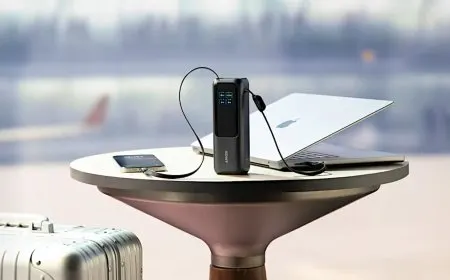 Anker A1695 power bank with two built-in USB-C cables and additional charging ports.