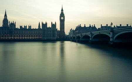 UK MPs Advance Emergency AI Shutdown Powers Under Cyber Bill