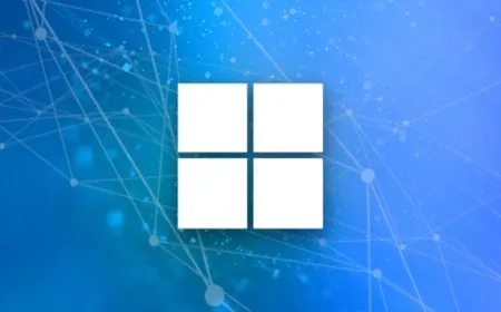 Diagram of Microsoft cloud rollback feature restoring Windows drivers and configurations after update failures.