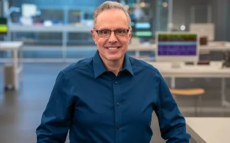 Apple executives discuss hardware strategy and chip engineering integration.