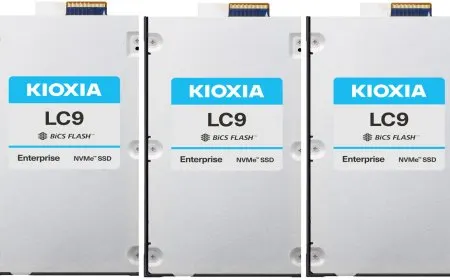 Dell and KIOXIA high density 2U server chassis housing E3.L flash drives and PCIe 5.0 interfaces