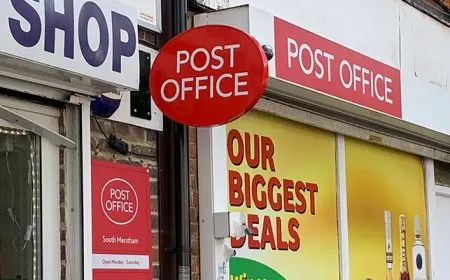 Post Office signs five hundred million pound contracts to replace the Horizon accounting system.