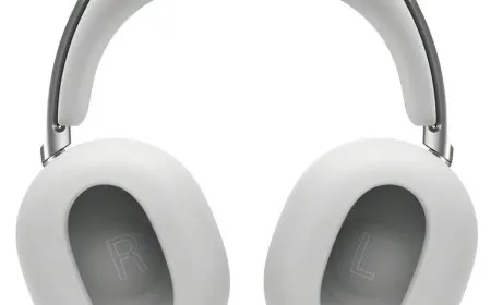 Sony 1000X The Collexion headphones with refined materials and precision acoustic engineering.
