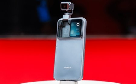 The Honor Robot Phone displays its integrated mobile robot mechanism alongside standard smartphone components.