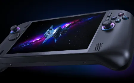The Acer Predator Atlas 8 handheld gaming device features the Intel Arc G3 Extreme processor.