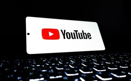 How YouTube's Algorithm Shapes Political Content by Gender