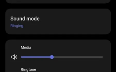 Android alarm volume settings screen showing the volume slider and adjustment options.
