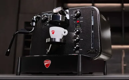 Ducati Barista M3 1926 limited edition carbon fiber coffee maker