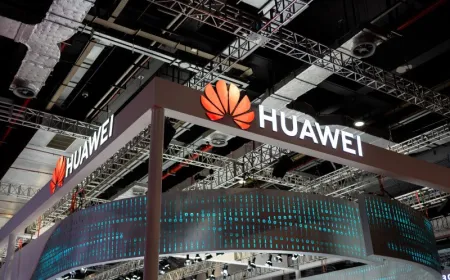 Huawei proposes new chip technology to overcome Moore's Law limits and close the gap with TSMC by 2031.