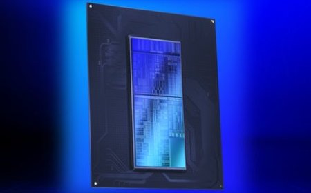 The diagram illustrates the Intel Nova Lake Edge processor layout with eight efficiency cores and twelve graphics units.
