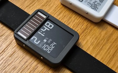 Forget the Apple Watch Ultra 3, this E Ink smartwatch offers 400 days of juice to obliterate its battery rivals