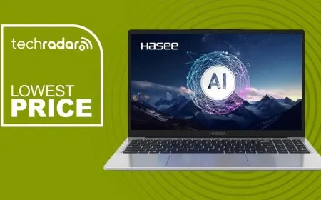 A silver laptop featuring an Intel Core i9 processor displays a 510 dollar price tag.