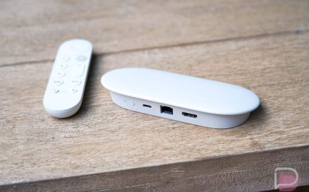 Google TV Streamer hardware unit displayed with Google Play Points discount details