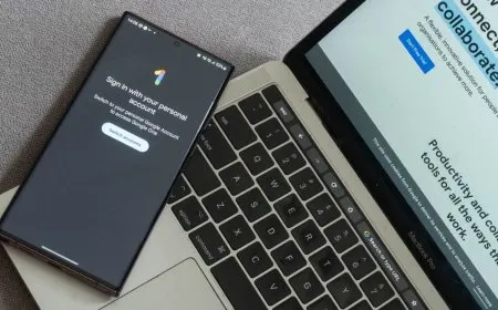 Google displays a Workspace upgrade prompt for legacy G Suite accounts restricted under commercial use policy.