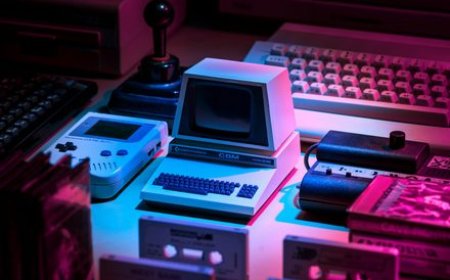 Exploring Vintage Computing Through an Interactive Virtual Museum