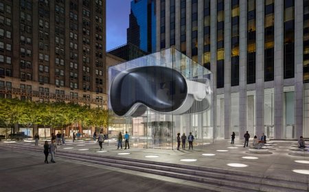 How Apple Stores Redefined Retail and Customer Service