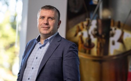 Irish quantum start-up Equal1 unveils RacQ data centre computer