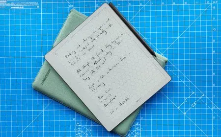 The reMarkable Paper Pure tablet displays a handwritten note on its matte e-ink screen.