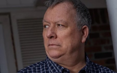 Man wins $835K after sheriff jailed him for a month over Charlie Kirk post