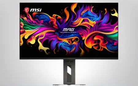 The MSI MPG OLED 322URDX36 triple mode gaming monitor is displayed at Computex 2026.