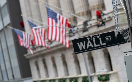Coronavirus: Apple, Tesla slump amid huge losses on Wall Street