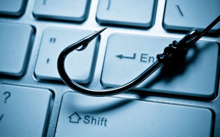 The FBI warns about the Kali365 phishing kit targeting Microsoft OAuth tokens and bypassing multi-factor authentication.
